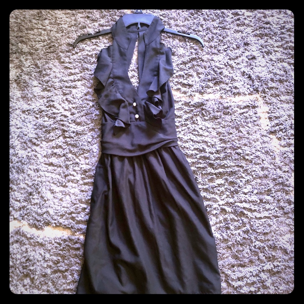 NWOT SZ 7 BLK HALTER DRESS WITH SIDE ZIPPER POCKET